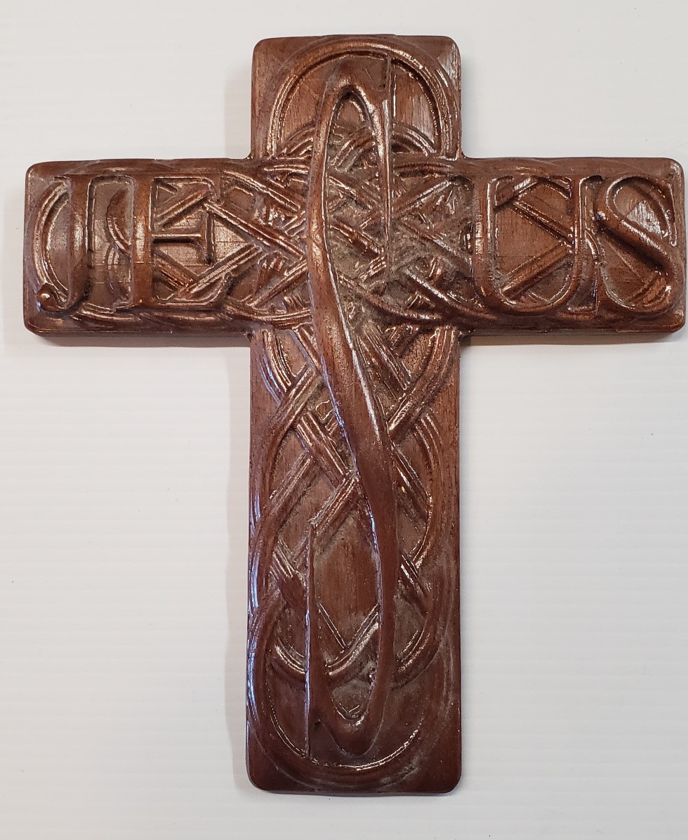 custom-wood-jesus-cross